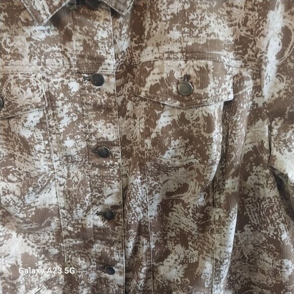 CL Banks Shacket Woman's Brown & White Patterned Button-Front Jacket Lightweigh - Picture 3 of 7